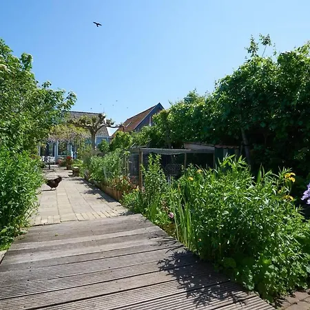 Romantic Dutch Hideaway *