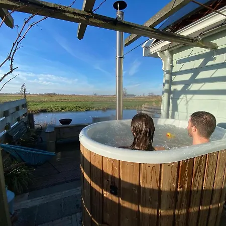 Romantic Dutch Hideaway Jisp