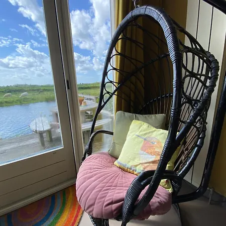 Romantic Dutch Hideaway * Jisp