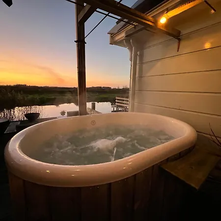 Romantic Dutch Hideaway Dom wakacyjny