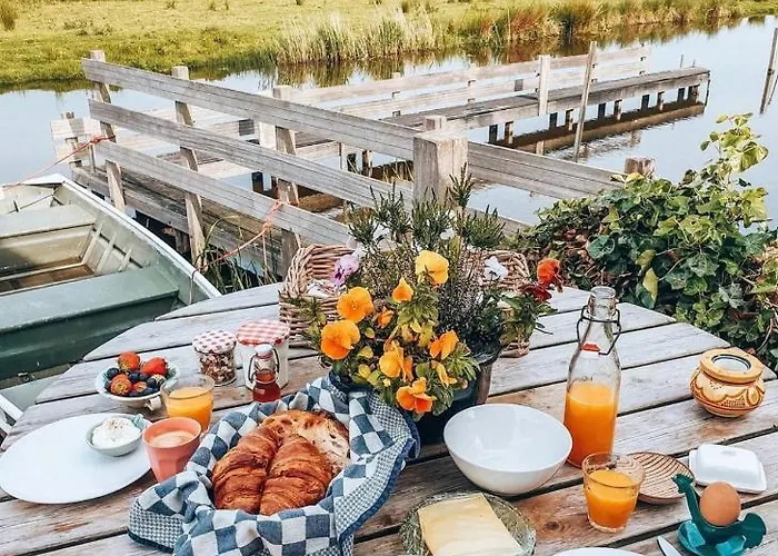 Romantic Dutch Hideaway * Jisp