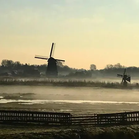 Romantic Dutch Hideaway Jisp