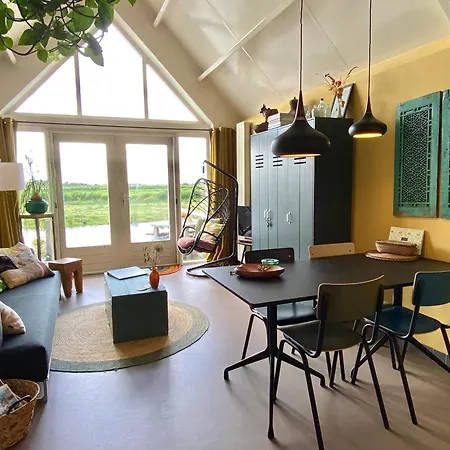Romantic Dutch Hideaway * Jisp