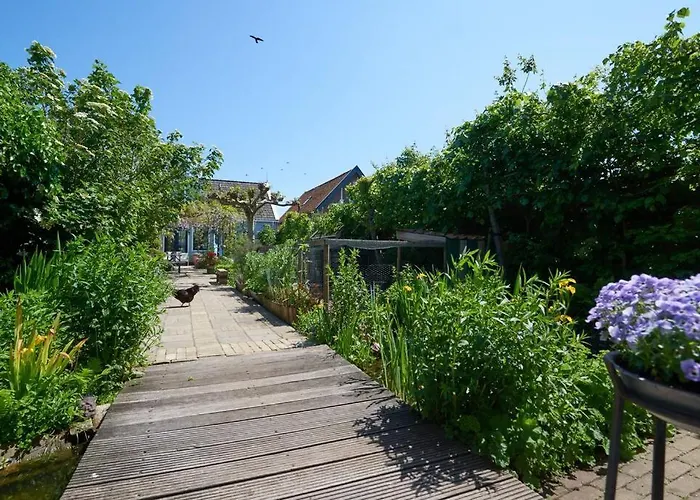 Romantic Dutch Hideaway *