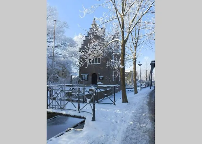 Romantic Dutch Hideaway 펜션