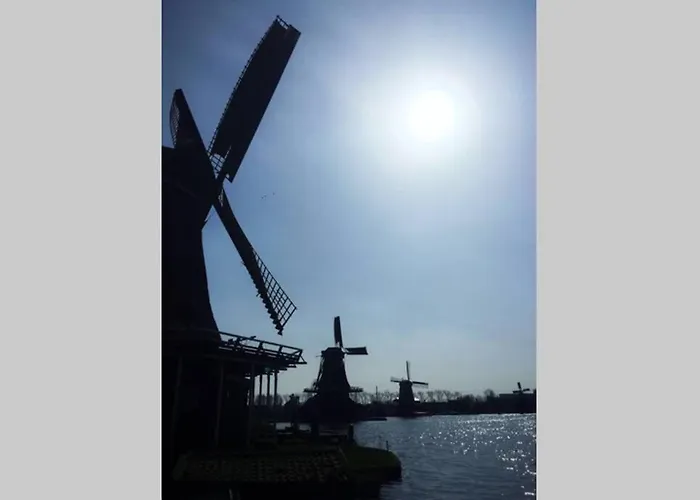 Romantic Dutch Hideaway