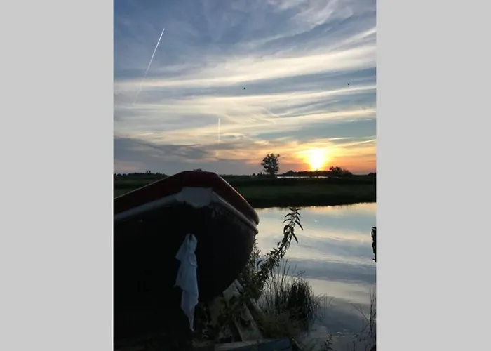 Romantic Dutch Hideaway 펜션 *