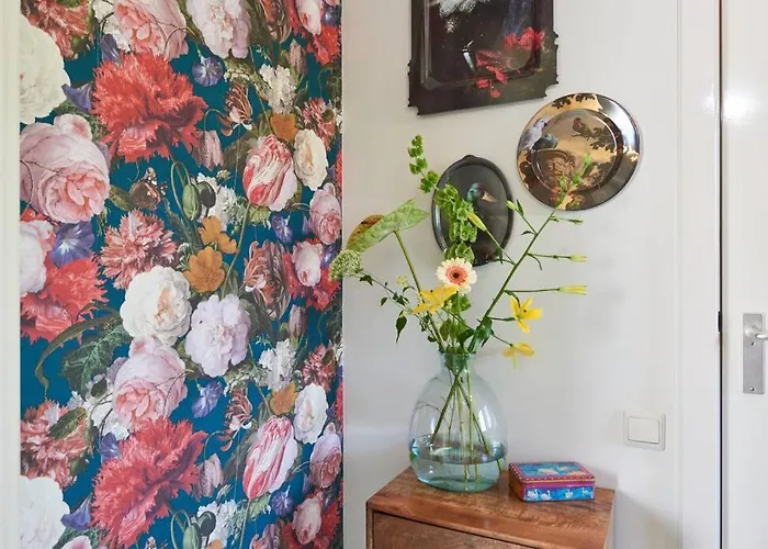 Romantic Dutch Hideaway Jisp